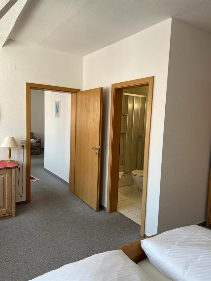 Hotel Baeren Villingen-Schwenningen Værelse billede